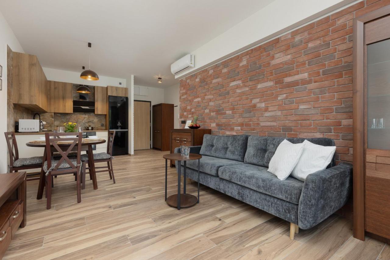 Apartment With Balcony & Parking Near Manufaktura Lodz By Renters Prestige Zewnętrze zdjęcie